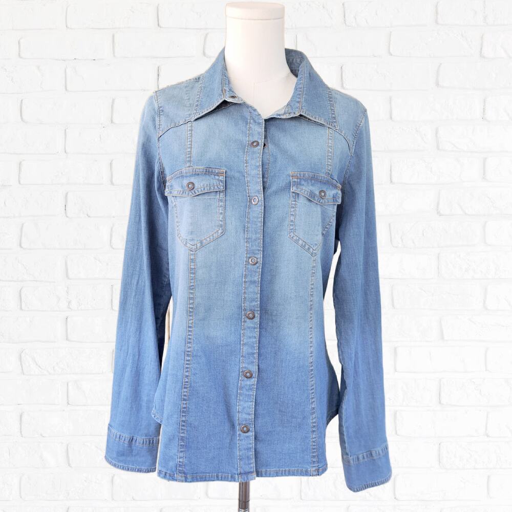 GUESS  Blue Denim Snap Front Western Shirt Large Coastal Cowgirl Long Sleeve - Picture 2 of 7